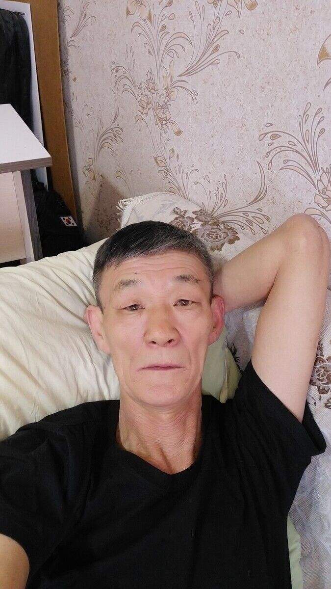  22299621  , 65 ,    