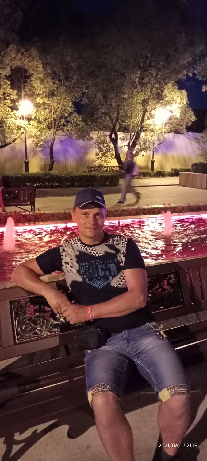  ,   Ivan, 48 ,     , c 