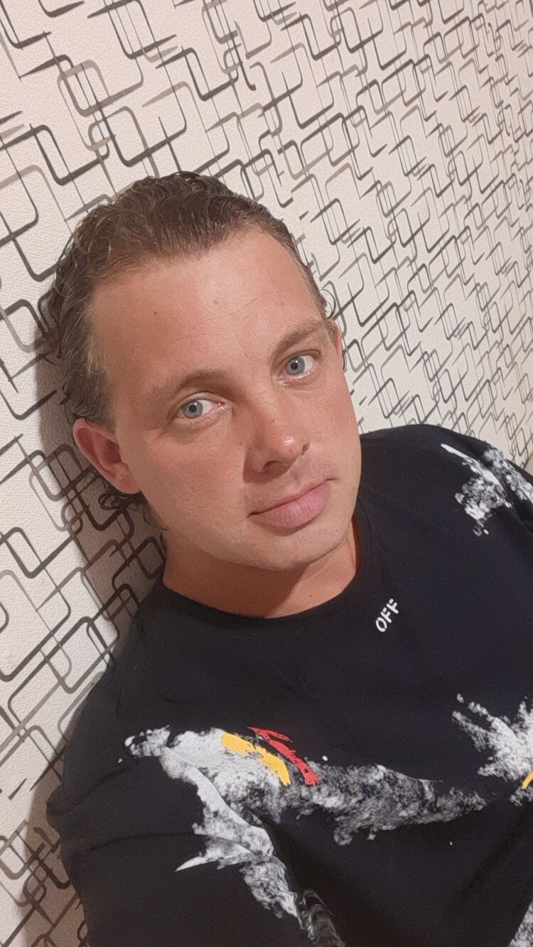  47618301  , 42 ,    