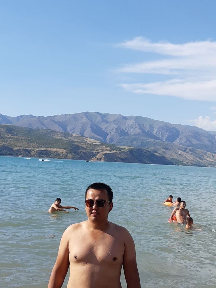  ,   Farrux UZB, 37 ,   ,   , c 