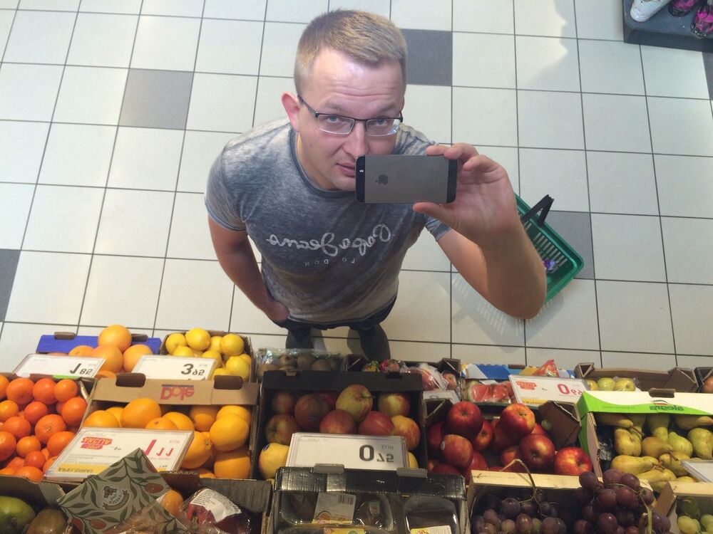 ,   Aleksandr, 37 ,   ,   , c 