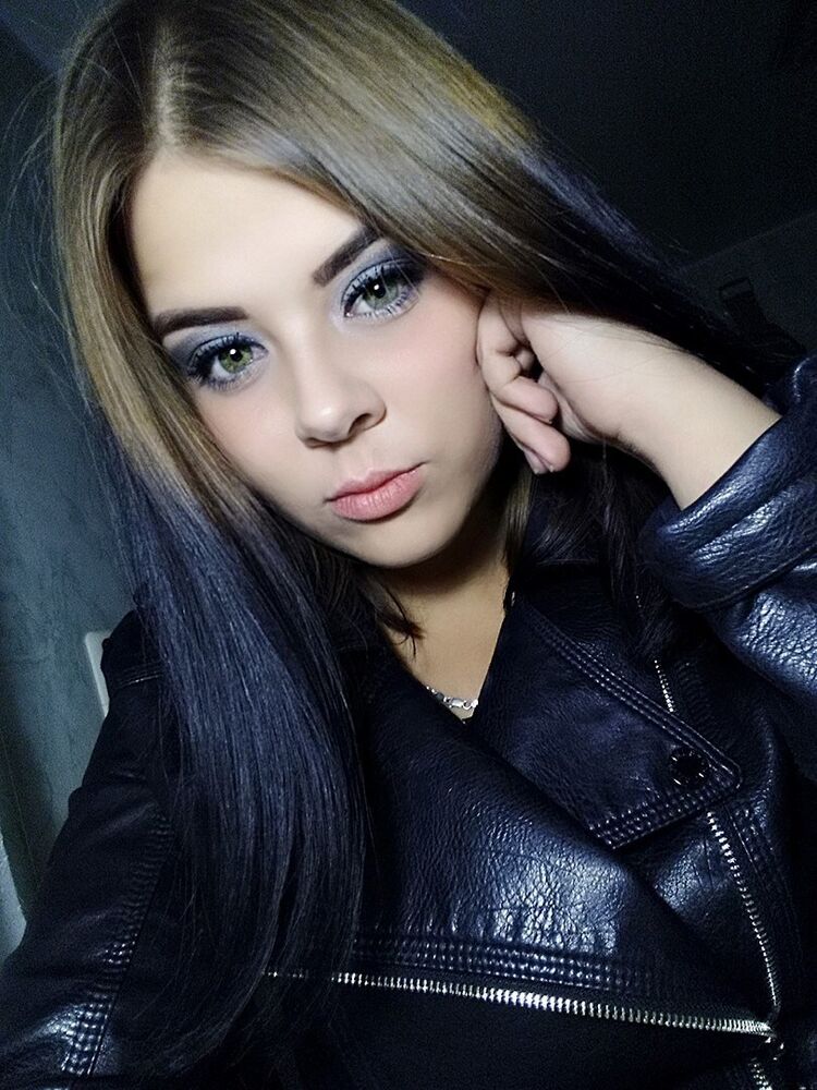  45989711  , 24 ,    