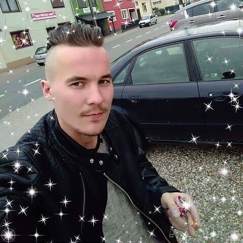  21457991  , 32 ,    Lwowek