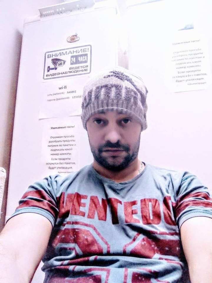  23939131  Wael hamoda, 44 ,    