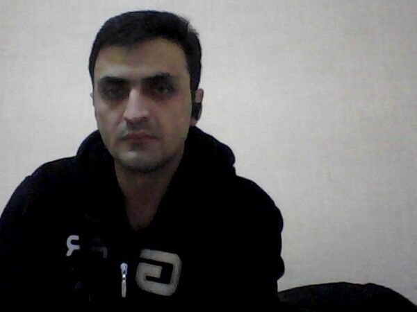  ,   HOVIK, 48 ,   