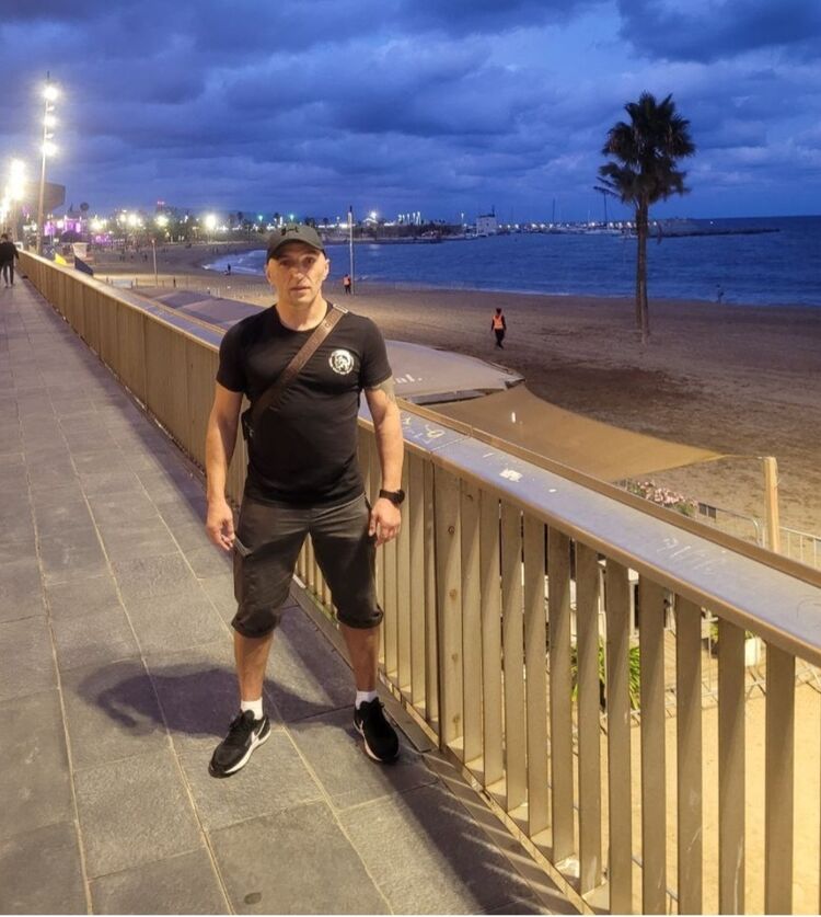  Warszawa,   Pavlo, 40 ,   ,   