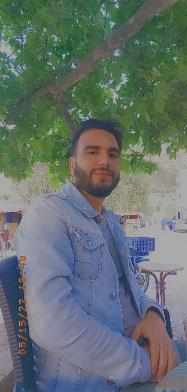  49267341  Hicham, 33 ,    