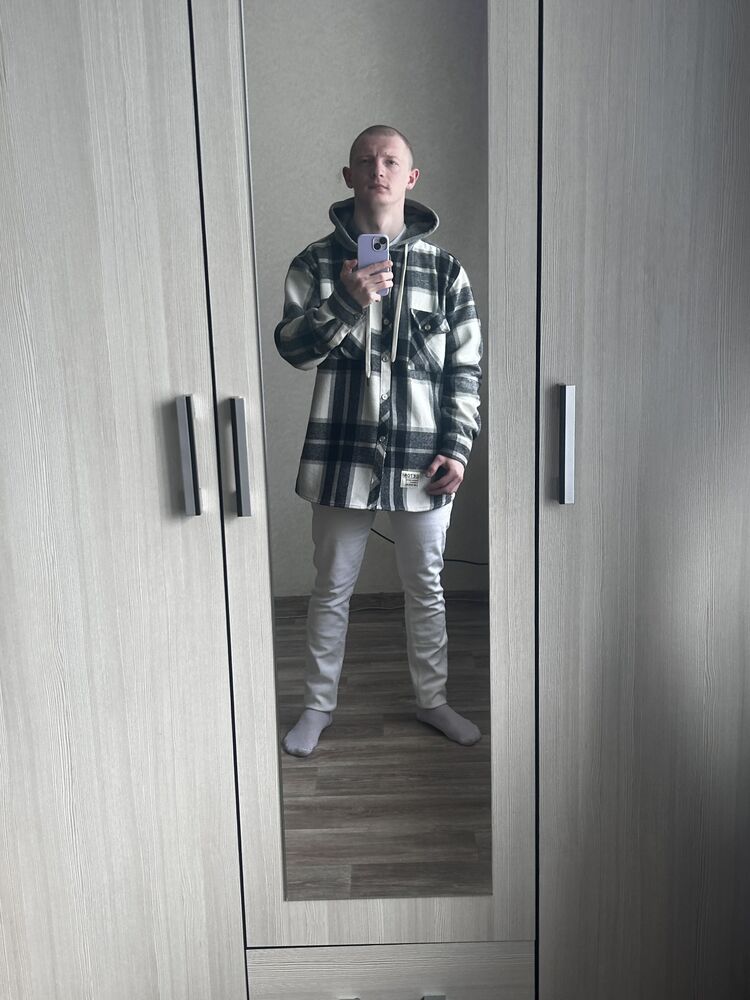  ,   Mihail, 25 ,   c , 