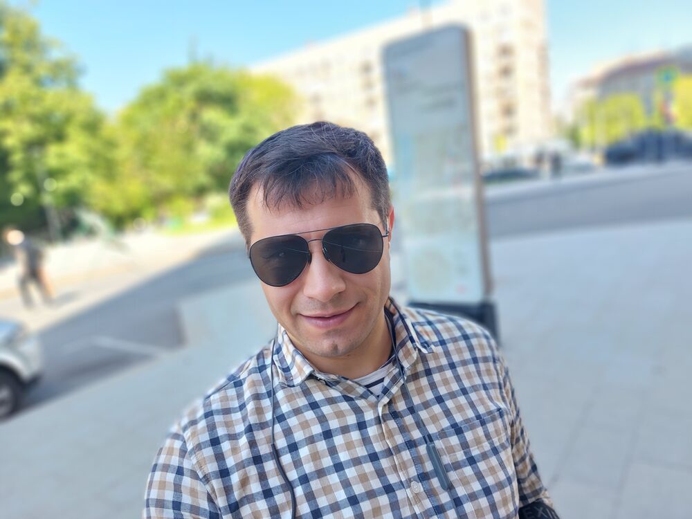 34933311  DmitrO, 42 ,    
