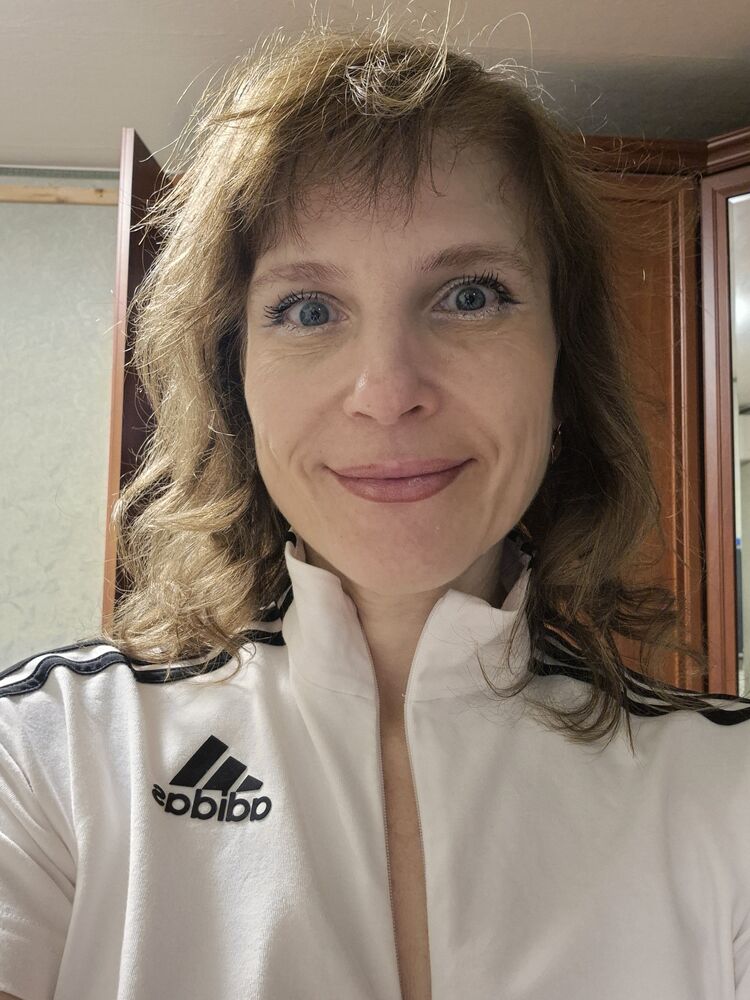  54194481  Mari, 53 ,    