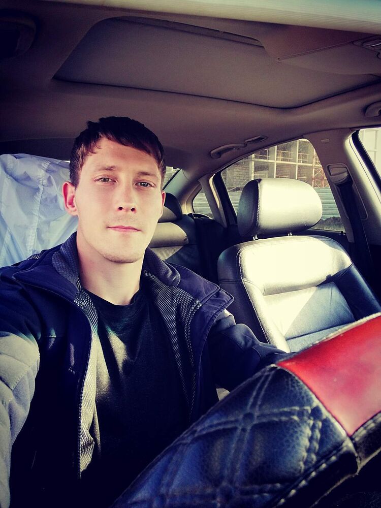  44631491  Mihail, 30 ,    