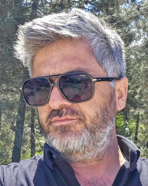  54700311  Bulent, 47 ,    Tuzla