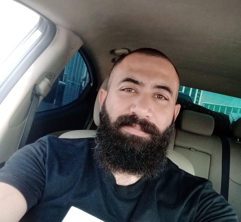  42385541  Adaam, 42 ,    Al `ayn