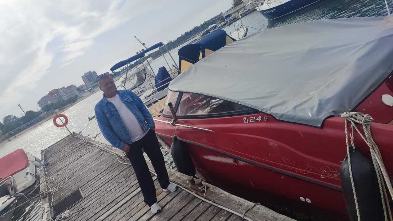  52166441  , 48 ,    