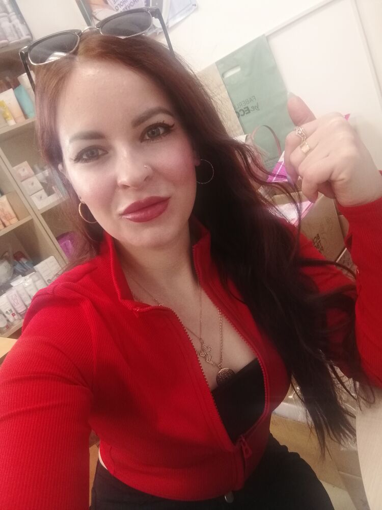  ,   Ekaterina, 36 ,   