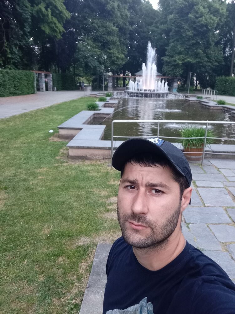  ,   Ը, 32 ,   ,   
