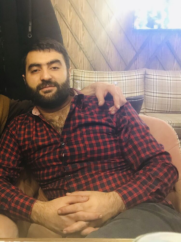  22523541  Narek, 35 ,    
