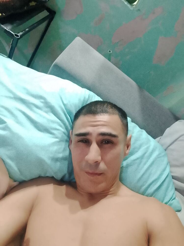  49552901  , 42 ,    