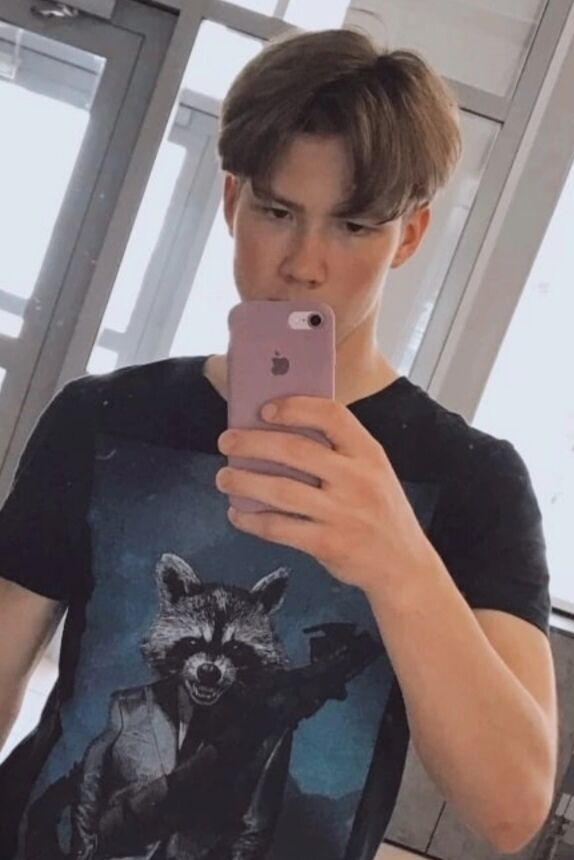 ���� 38108561 ����� �������, 22 ����, ���� ���������� � �����-����������