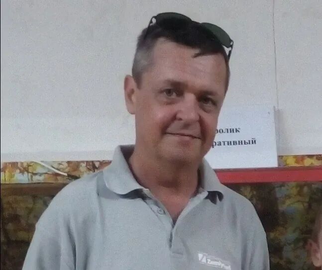  53355521  Alexander, 55 ,    