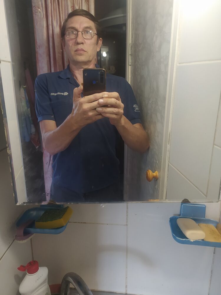  51558161  , 57 ,    