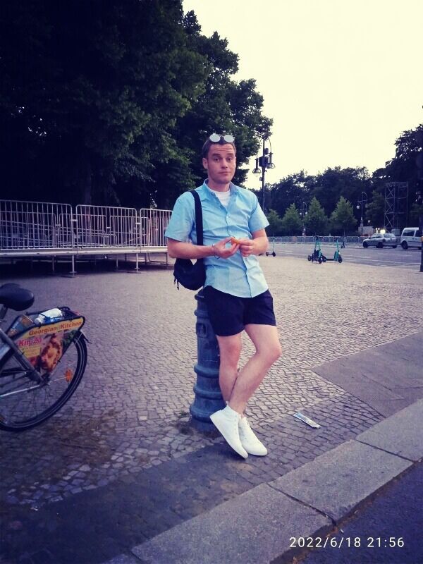  53817771  Boris, 32 ,    