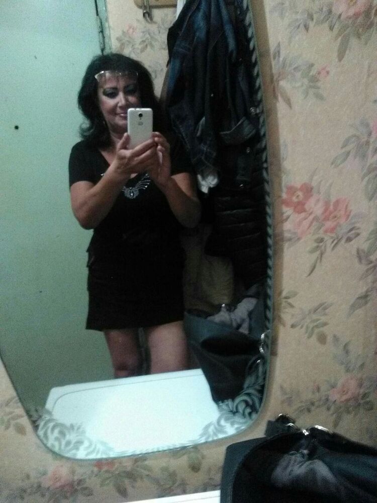  ,   Elena, 46 ,   ,   , c 