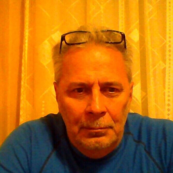  24647161  Janis, 61 ,    