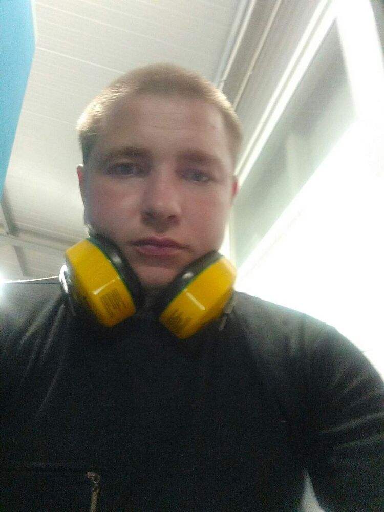  42160071  Aleksey, 35 ,    