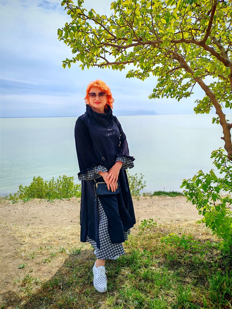  --,   , 53 ,     , c 