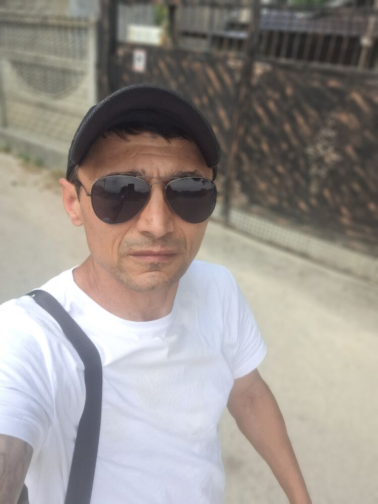  ,   Slava, 49 ,   ,   , c 