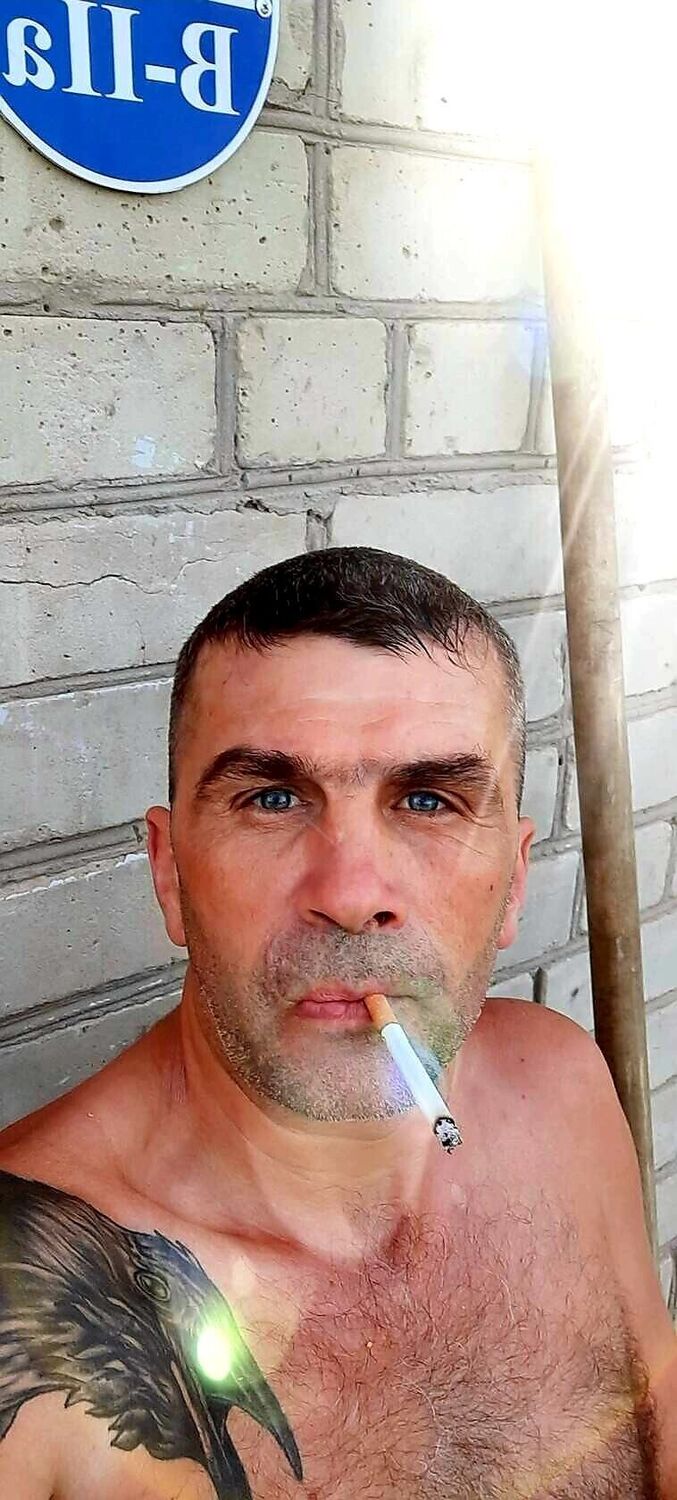 42831991  Aleksei, 50 ,    