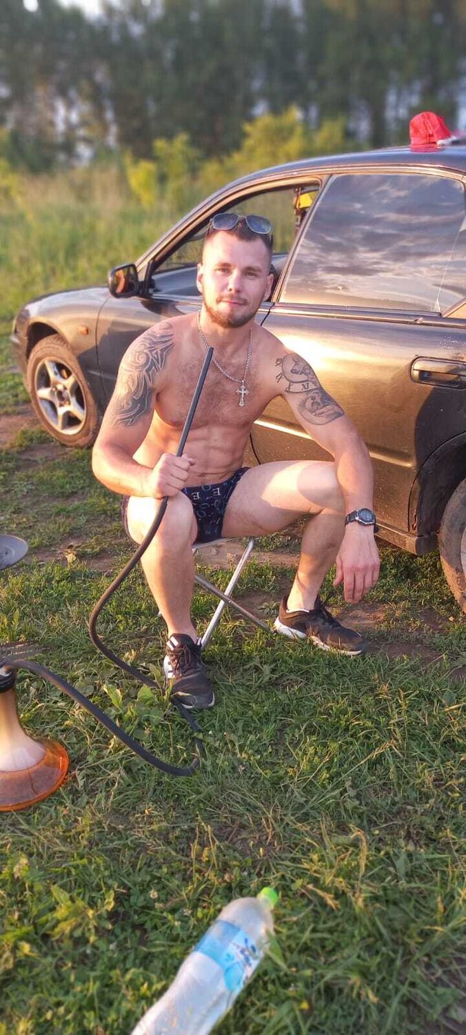  ,   Aleks, 33 ,   ,   