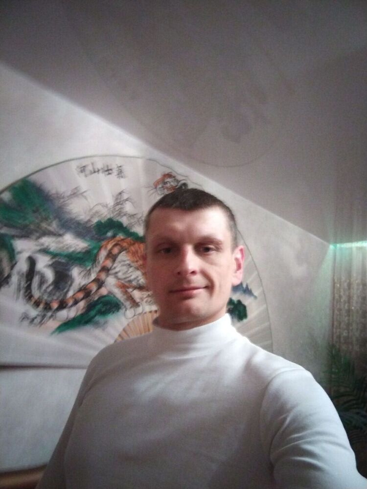  42083851  , 37 ,    