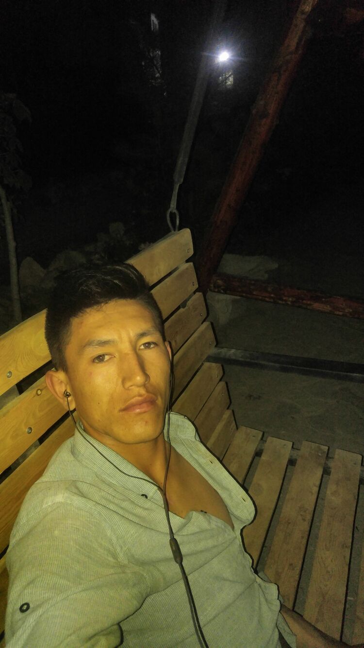  ,   Zuxriddin, 27 ,   ,   