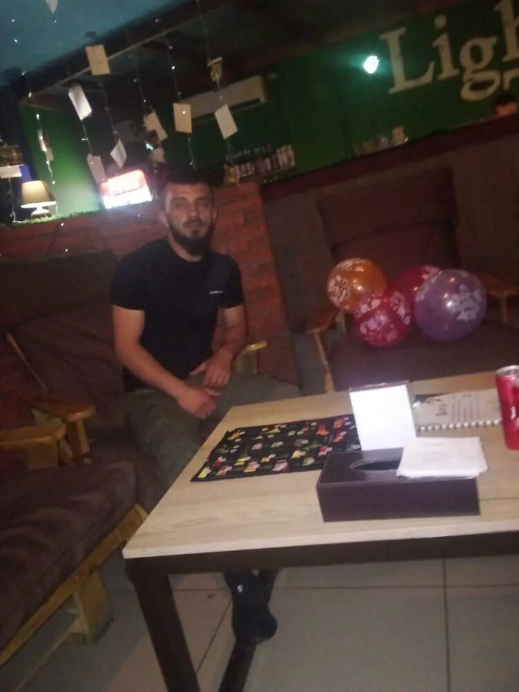  40953401  Ibragim, 30 ,    
