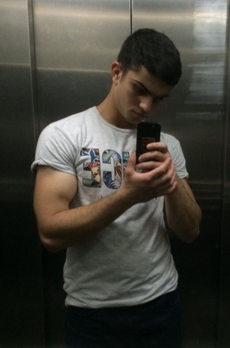  ,   Eldar, 30 ,   