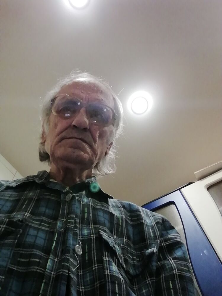  19639071  , 82 ,    