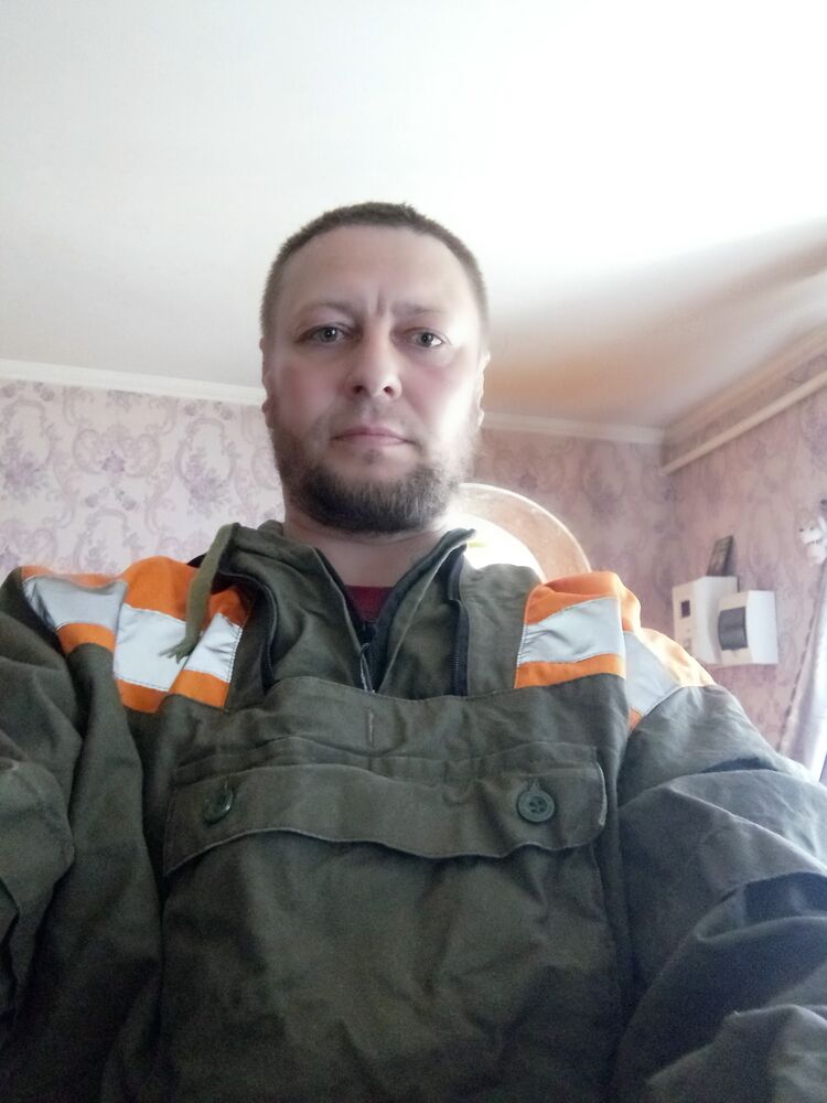  27047631  , 49 ,    