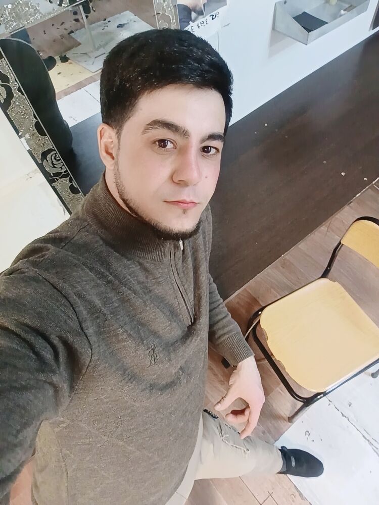 ,   Aly, 27 ,   ,   