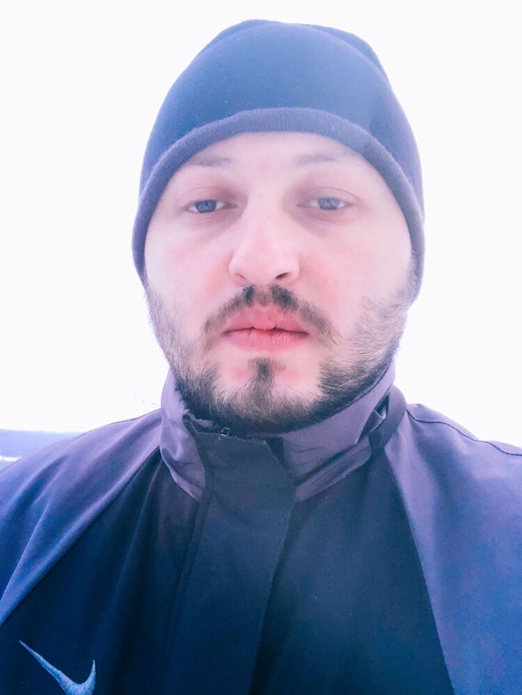  ,   Alan, 34 ,   
