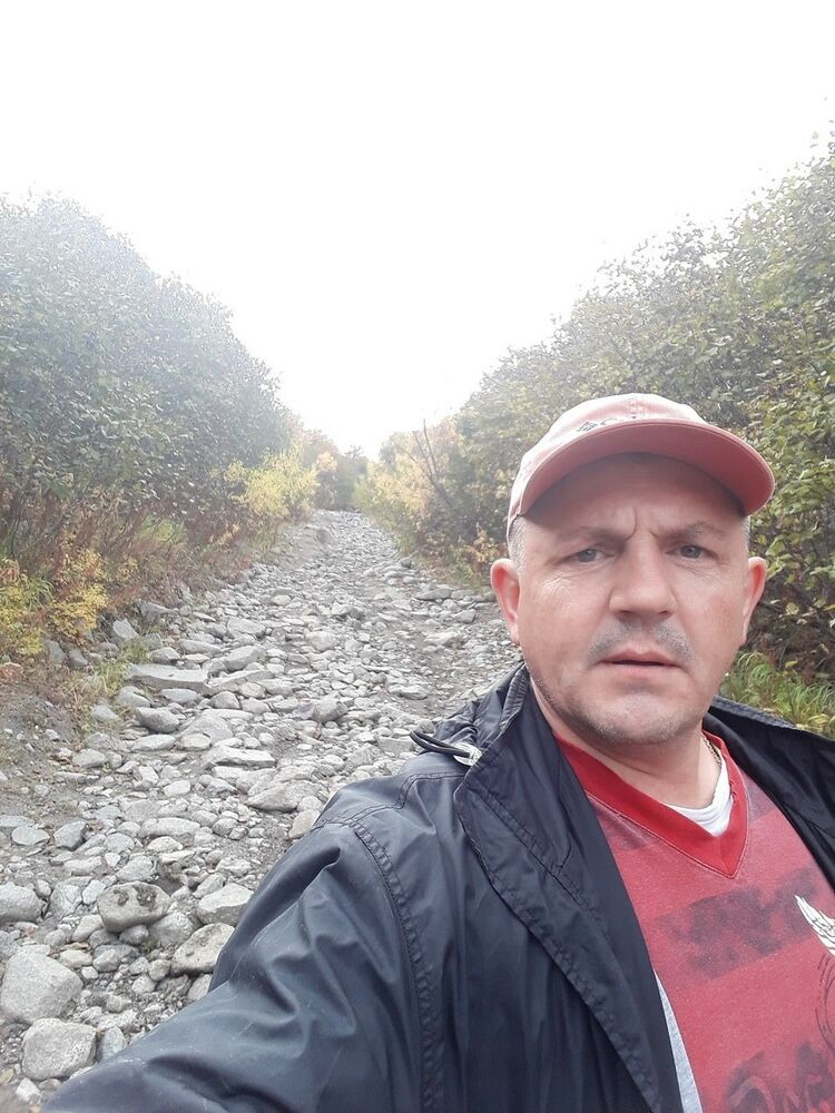  ,   Bob, 53 ,   