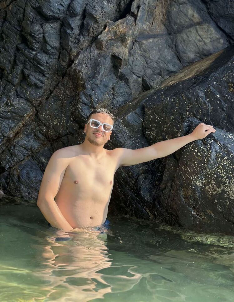  54781651  Youcef, 26 ,    