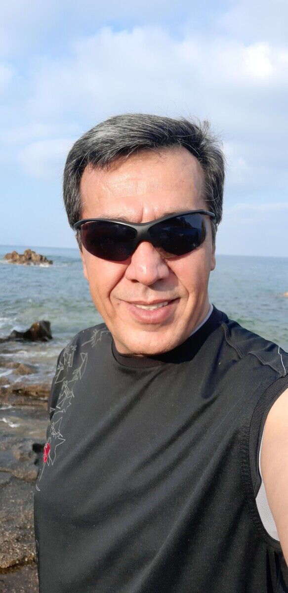  22261061  Adnan, 58 ,    