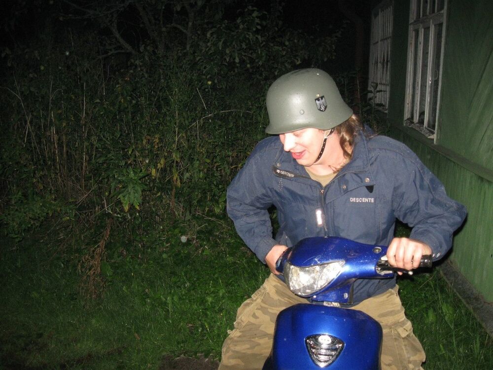  8423071  , 39 ,    -