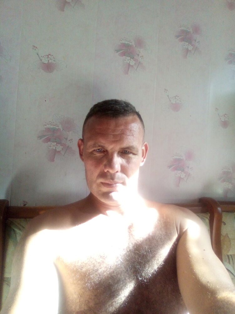  27598761  , 46 ,     