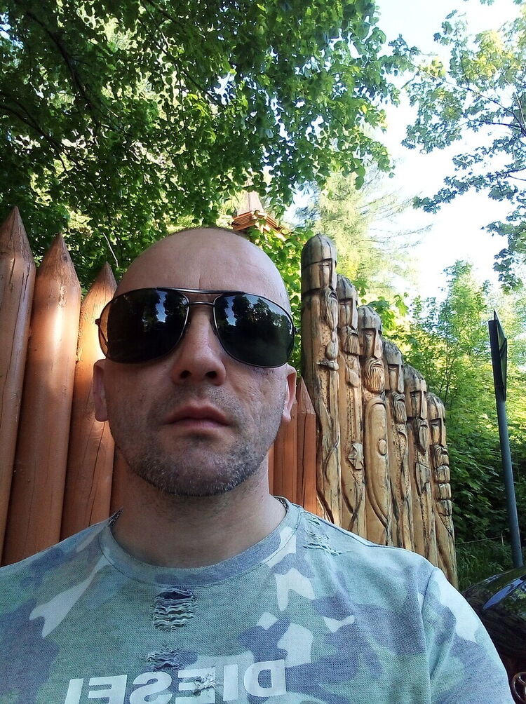  ,   M, 48 ,   ,   , c 