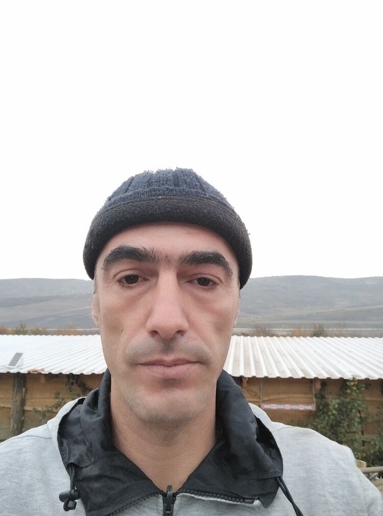  47230681  Artur, 42 ,    