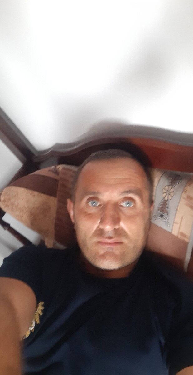  19439441  Melo, 39 ,    