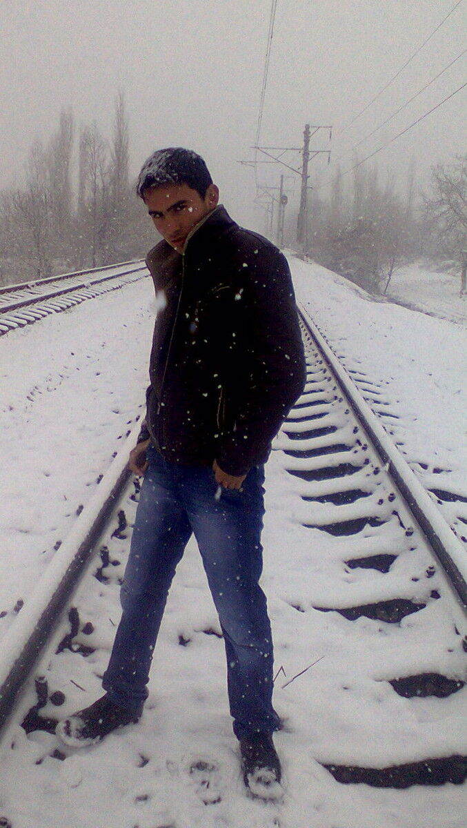  ,   Elbek, 29 ,   ,   , c 